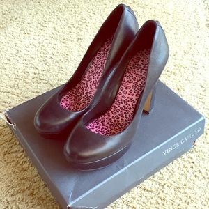 Vince Camuto Black Platform Heels Sz 8.5